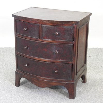 Lot 460 - A reproduction hardwood chest