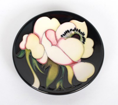 Lot 397 - A Moorcroft Anemone Blush pattern pottery dish,...