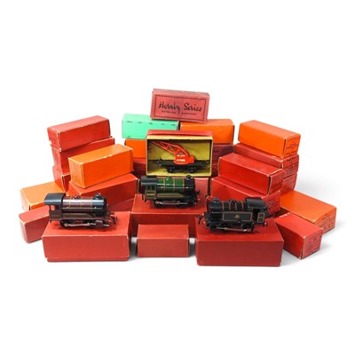 Lot 121 - A collection of Hornby Trains O gauge model...