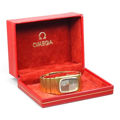 Lot 50 - A vintage Omega Constellation TV 18 carat gold...