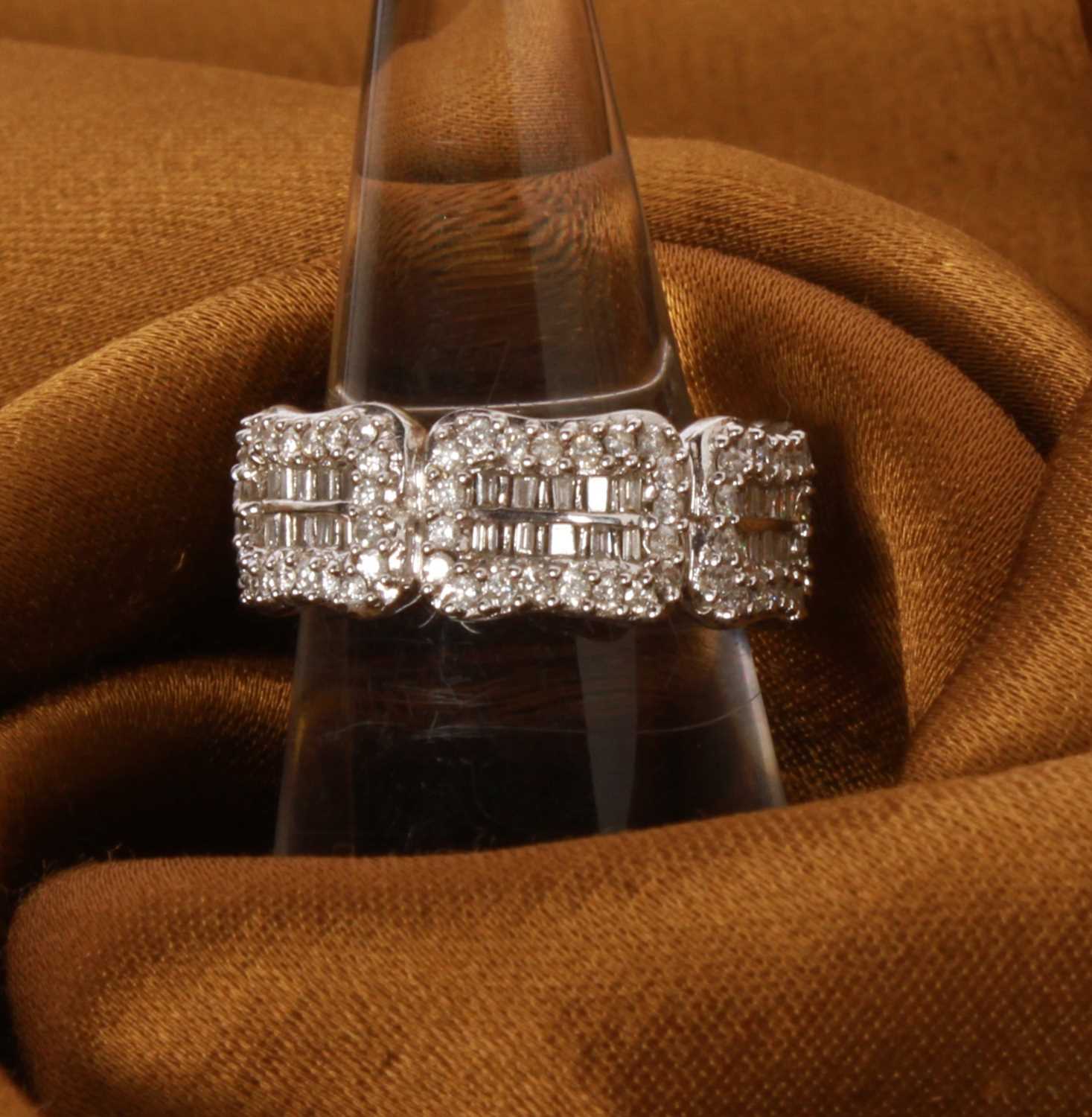 the white gold diamond dress Lot 49 Long Sleeve Women's Wedding Dresses