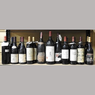 Lot 104 - A large collection of red wine