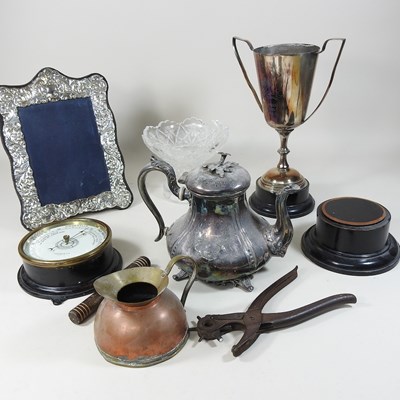Lot 30 - A modern silver mounted photograph frame
