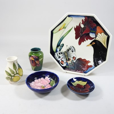 Lot 50 - A mid 20th century Moorcroft vase