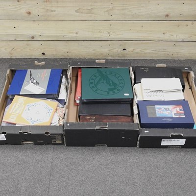 Lot 237 - A collection of stamps