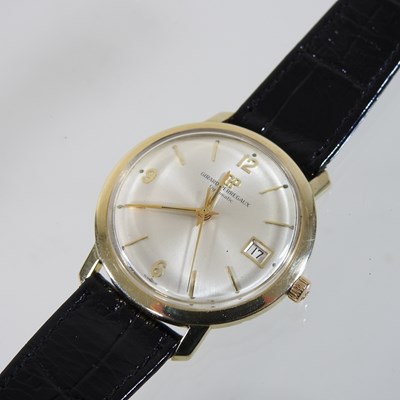 Lot 135 - A 1960's Girard-Perregaux 14 carat gold gentleman's Gryromatic wristwatch