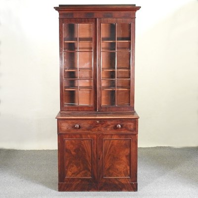 Lot 461 - A 19th century mahogany cabinet bookcase
