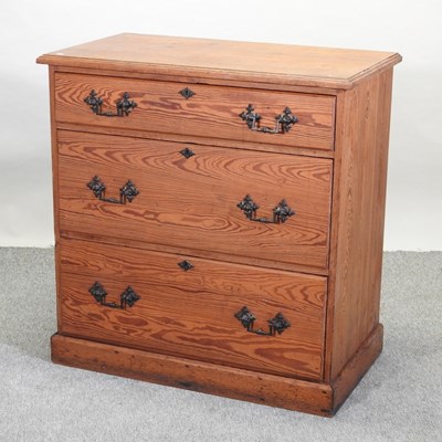 Lot 80 - An early 20th century pitch pine chest