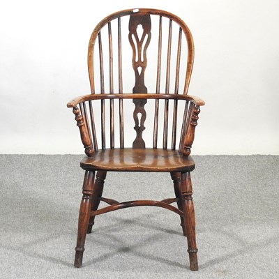 Lot 534 - A windsor armchair