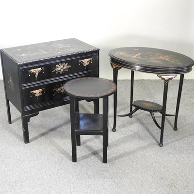 Lot 555 - A painted chest of drawers