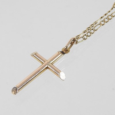Lot 108 - A 9 carat gold necklace