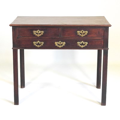 Lot 48 - A George III mahogany lowboy