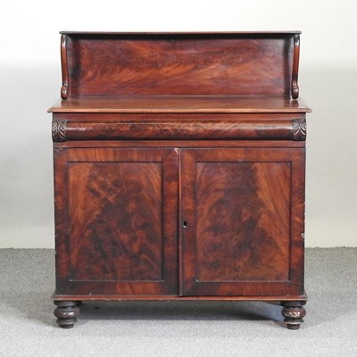 Lot 655 - A William IV chiffonier