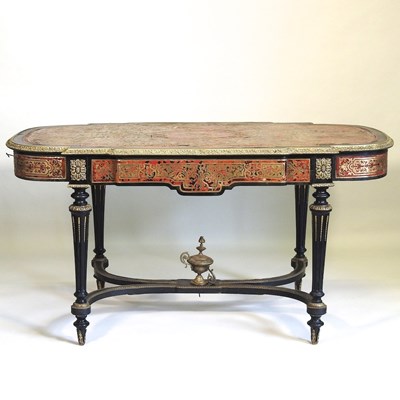Lot 81 - A 19th century centre table