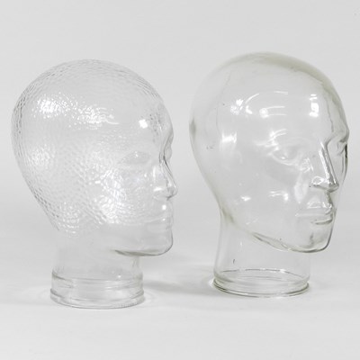 Lot 271 - A glass mannequin head