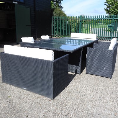 Lot 390 - A rattan garden suite